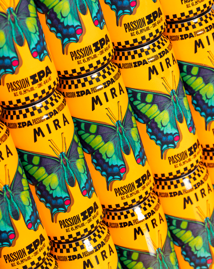 <p>L’envoûtant Machaon fait naitre chez tout ceux qui l’observent deux passions : une pour les papillons, l’autre pour notre savoureuse boisson !<br />
Oserez-vous alors céder à cette tentation en plongeant dans ses délicieuses notes de fruit de la passion ?</p>